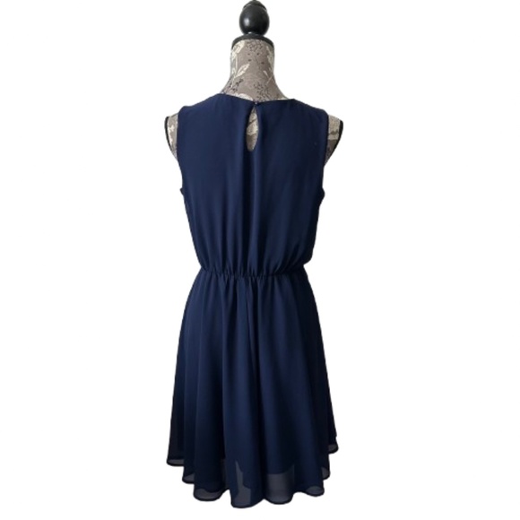 As U Wish Women' 9 Navy Sleeveless Round Neck Lined Chiffon Mini Dress - Picture 2 of 16
